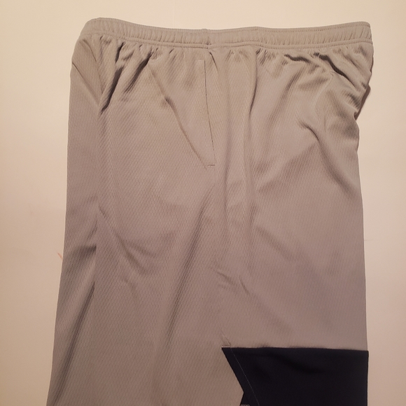 Nike Basketball Shorts Grey - Picture 4 of 16